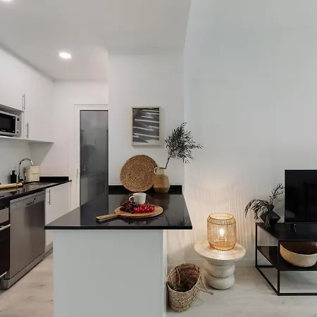 Noguera - 2 Bedrooms In Eixample Esquerra Barcelona