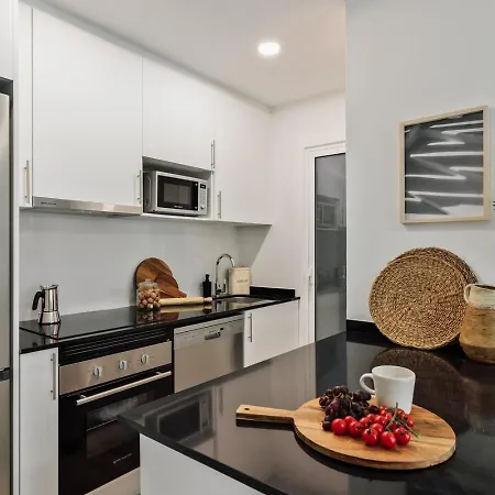 Noguera - 2 Bedrooms In Eixample Esquerra Daire